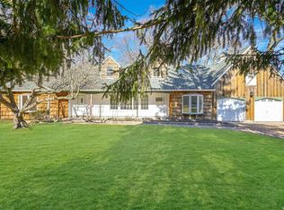 9 West Rd, East Setauket, NY 11733