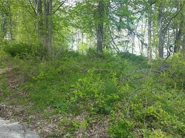 3116 E Main St, Mohegan Lake, NY 10547