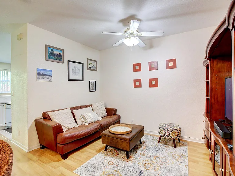 11705 NW 47th Dr — Photo 19