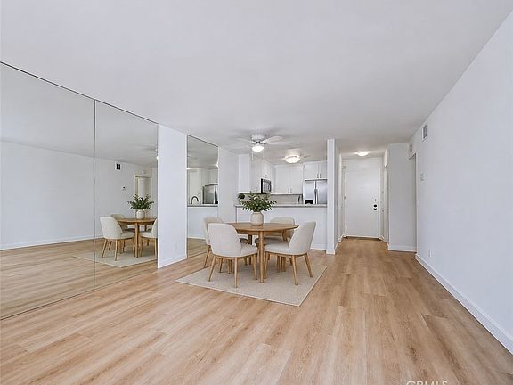 3rd image of 1140 Ocean Blvd #131