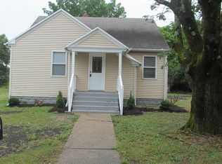 215 Maple Way, Salisbury, MD 21804