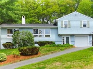 35 Corcoran Rd, Burlington, MA 01803