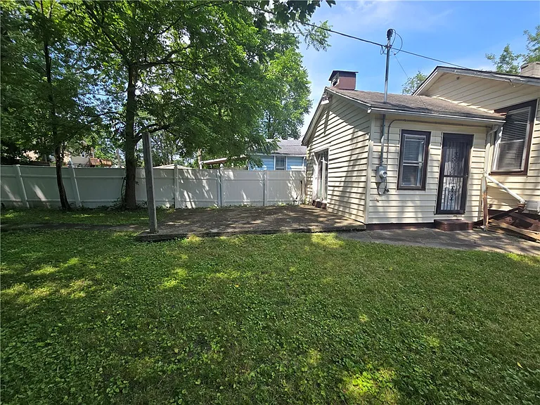 149 Champlain St — Photo 4