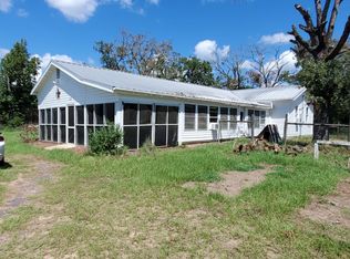 6297 Fm 645, Palestine, TX