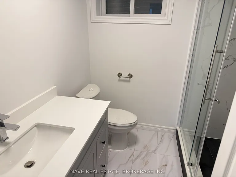86 Elgin Mills Rd W #BASEMENT — Photo 24
