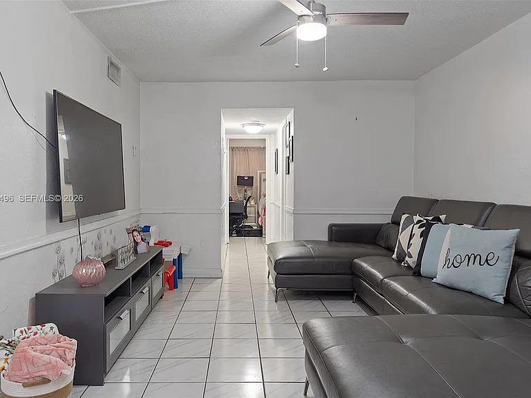 6620 W 2nd Ct — Photo 13