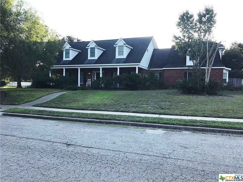 1st image of 105 Creekridge Dr