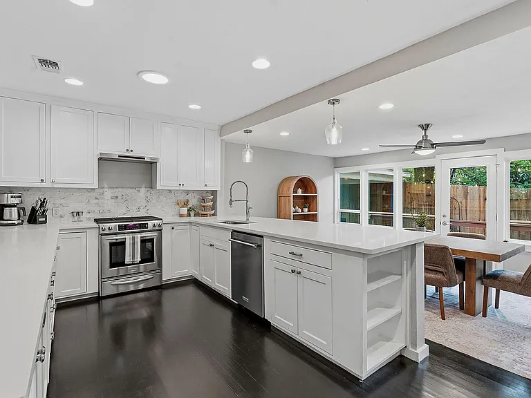 1506 Chelsea Ln — Photo 11