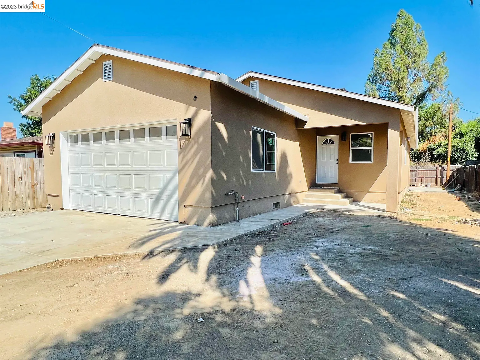 1747 La Jolla Dr photo 1