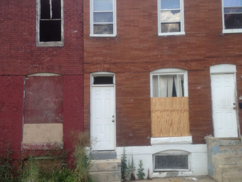 2nd image of 1546 McKean Ave