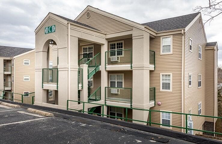 1st image of 525 Valley View Road #301 BLDG C