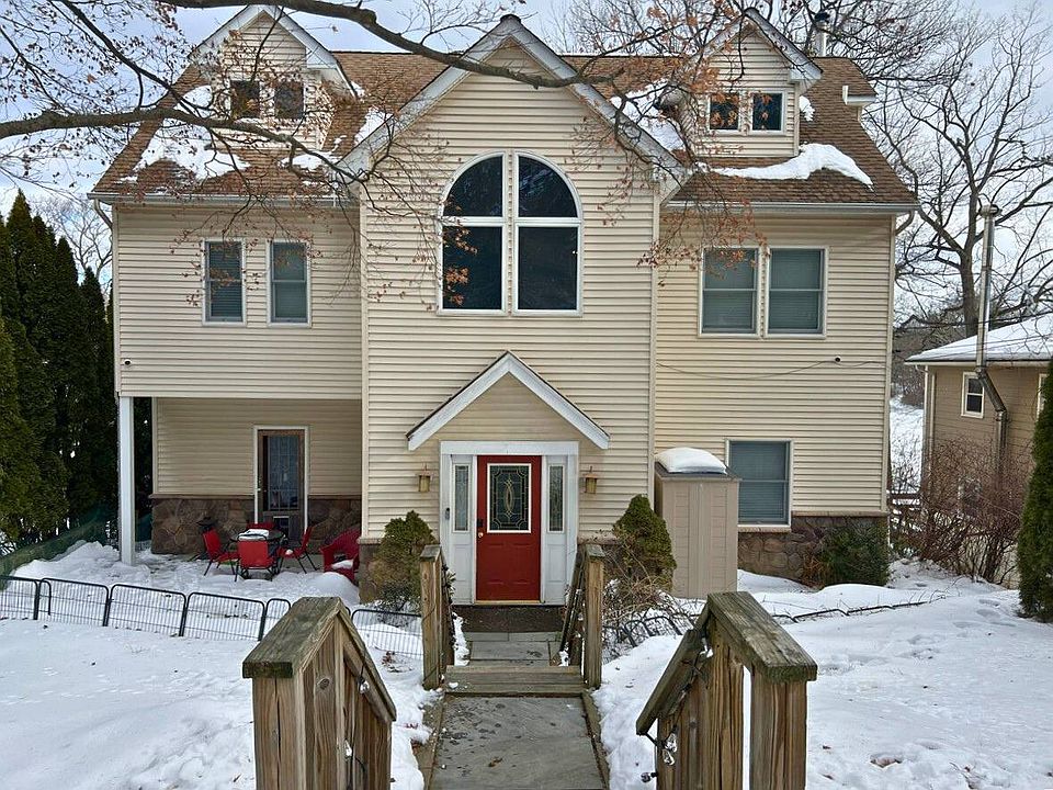 1st image of 1 Hillside Rd