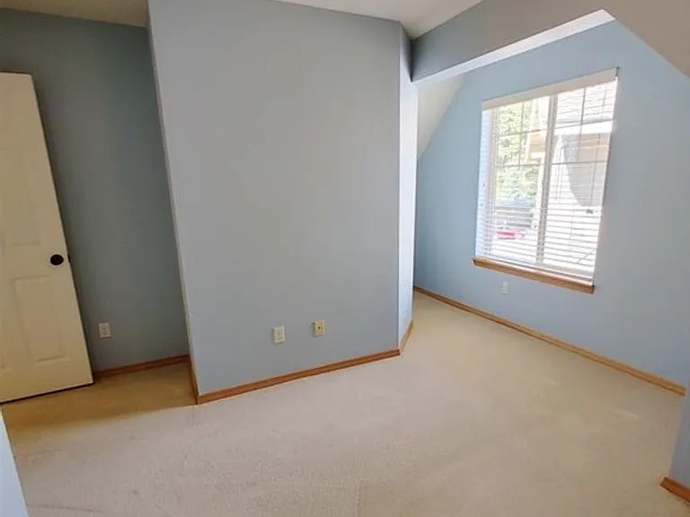 210 Sagebrook Ln — Photo 21