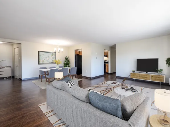 Maiden Bridge and Canongate Apartment Homes