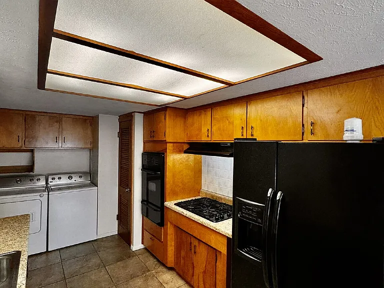 9108 Bluff Dr — Photo 7