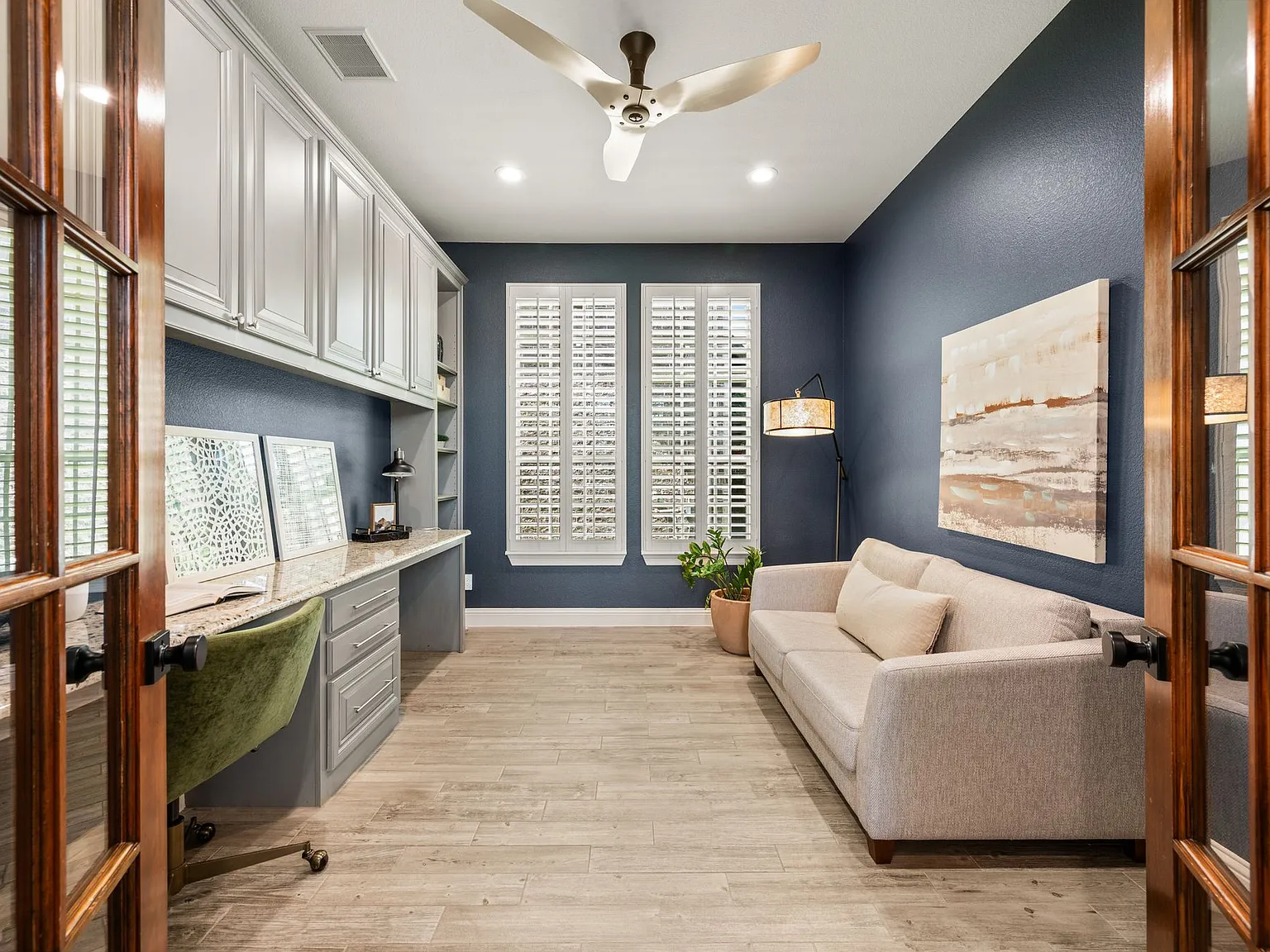 4 bed, 3.5 bath, 3895 sqft, $4,995 — Photo 4