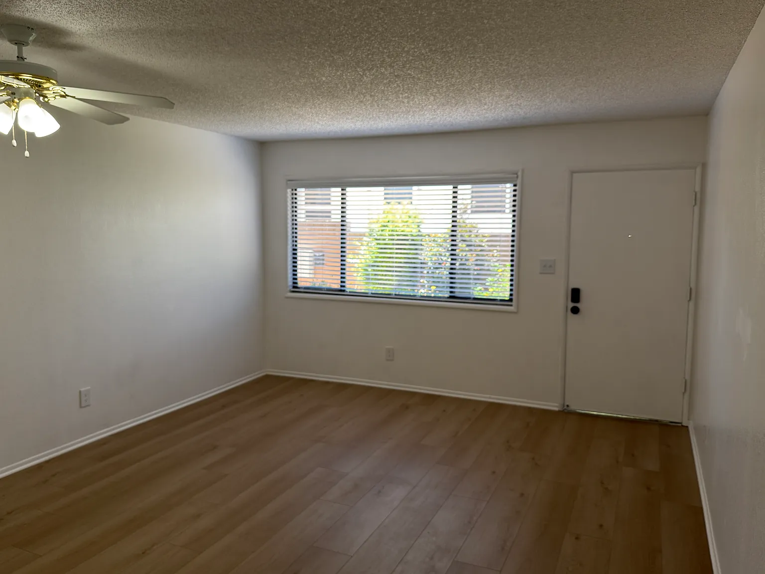 1 bed, 600 sqft, $1,750 — Photo 3
