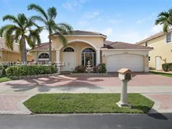 12318 NW 25th St, Pompano Beach, FL 33065