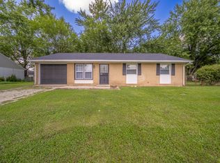 2104 Ashbourne Rd, Anderson, IN 46011