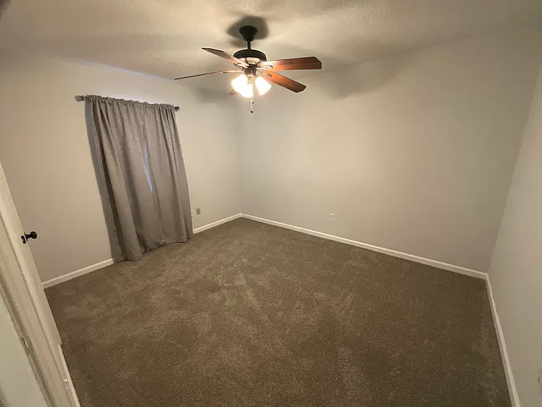 1434 Paul Caswell Blvd — Photo 10