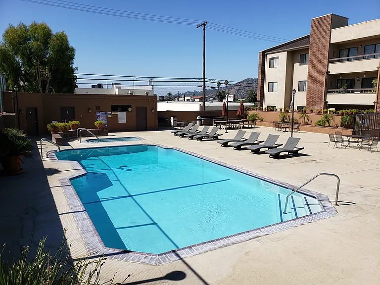 424 Oak St #227 — Photo 9