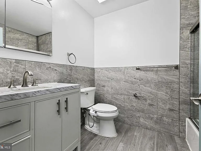 2032 Old Stone Mill Dr #2032 — Photo 24