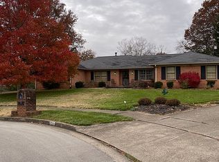 3395 Nevius Dr, Lexington, KY 40513