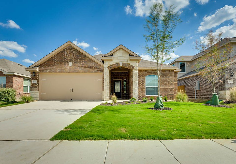 The Erie by LGI Homes at Bauer Landing
