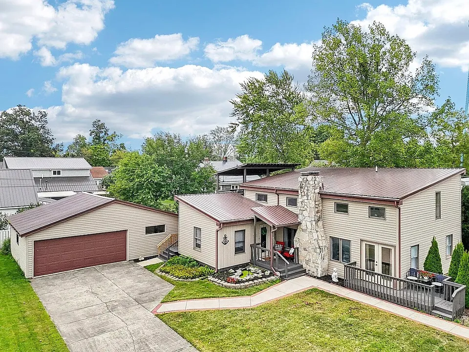 208 Clermont Ave