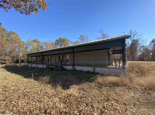 820 Spring River Ranch Rd, Williford, AR 72482