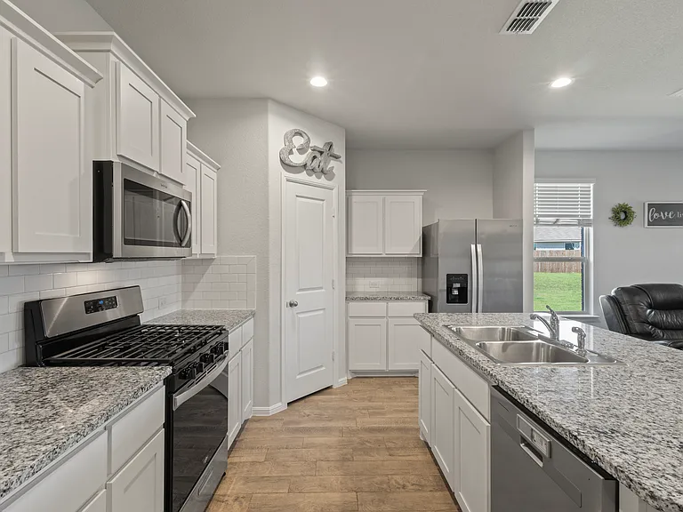 5405 N Wind Ln — Photo 6
