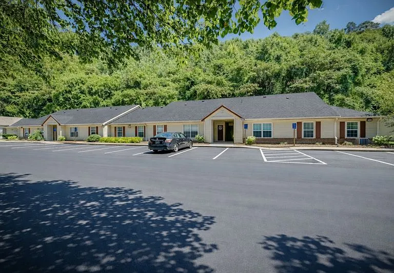 Hillside Place Apartments — Photo 11
