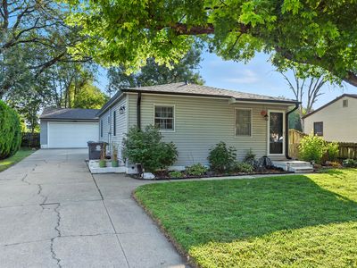 1327 Westside Dr, Council Bluffs, IA, 51501