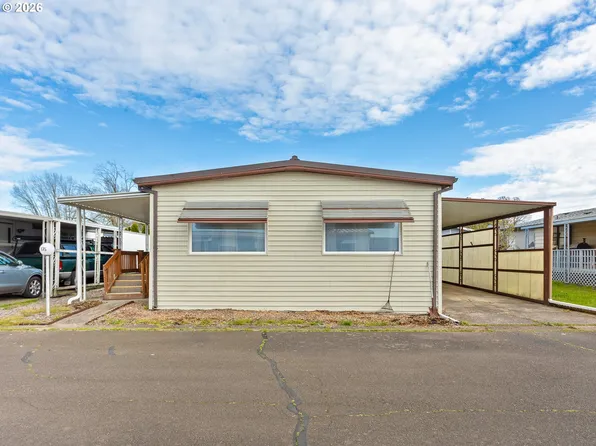 2901 E 2nd St Unit 135, Newberg, OR 97132