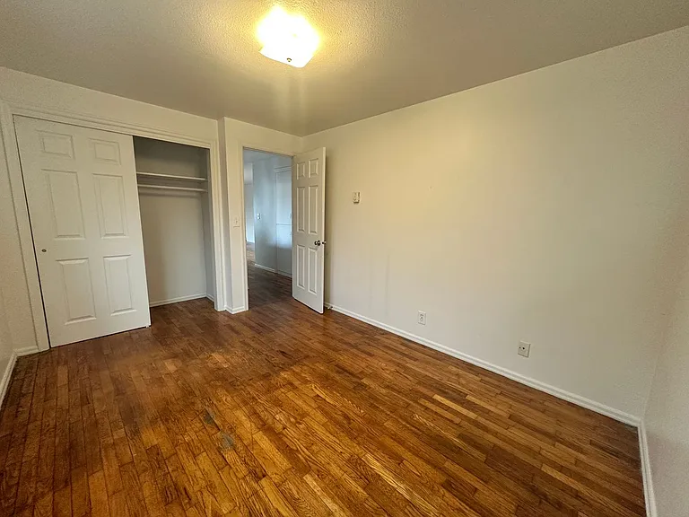1561 NW Highland Dr — Photo 10