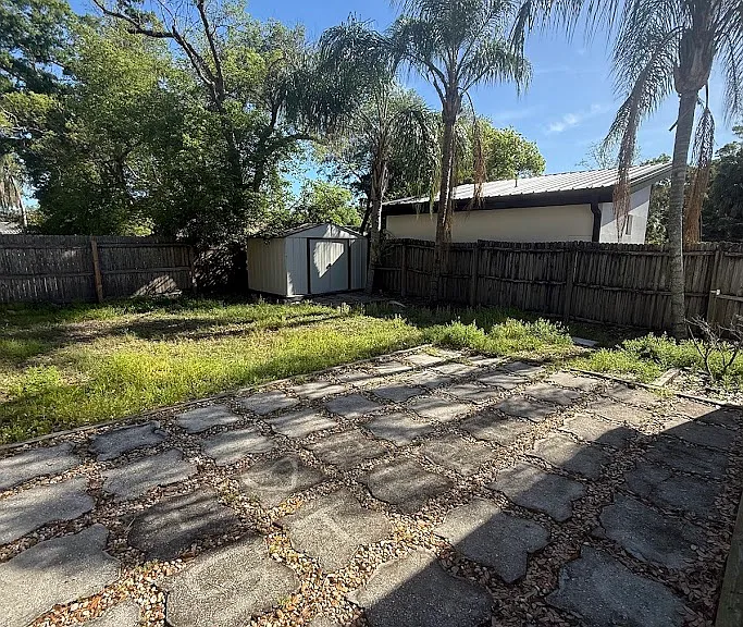 809 W Hiawatha St — Photo 27