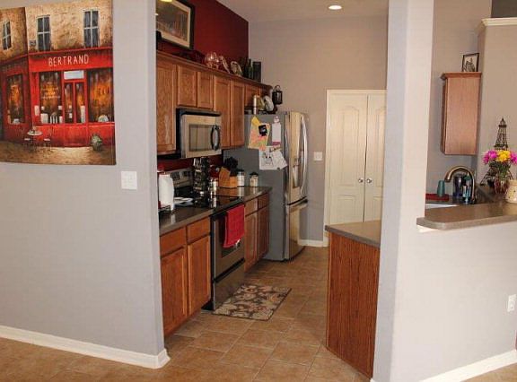 3rd image of 106 Carlsbad Dr
