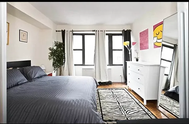 Rented by Olympia House Delaware LP | media 40