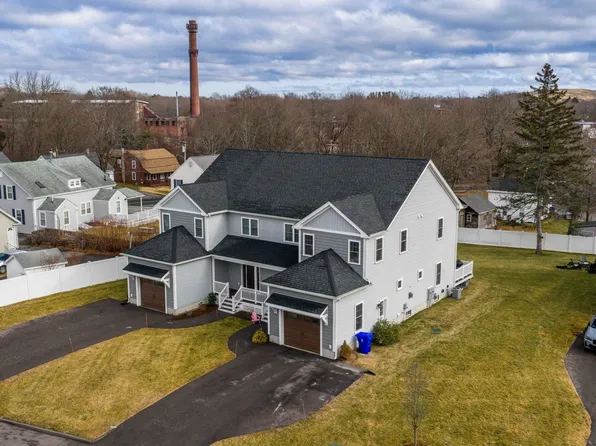 10 Johnny Mac Way #B, Taunton, MA 02780