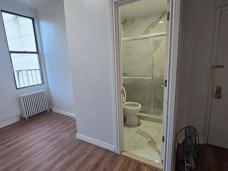 216 Stanhope St #3L — Photo 6