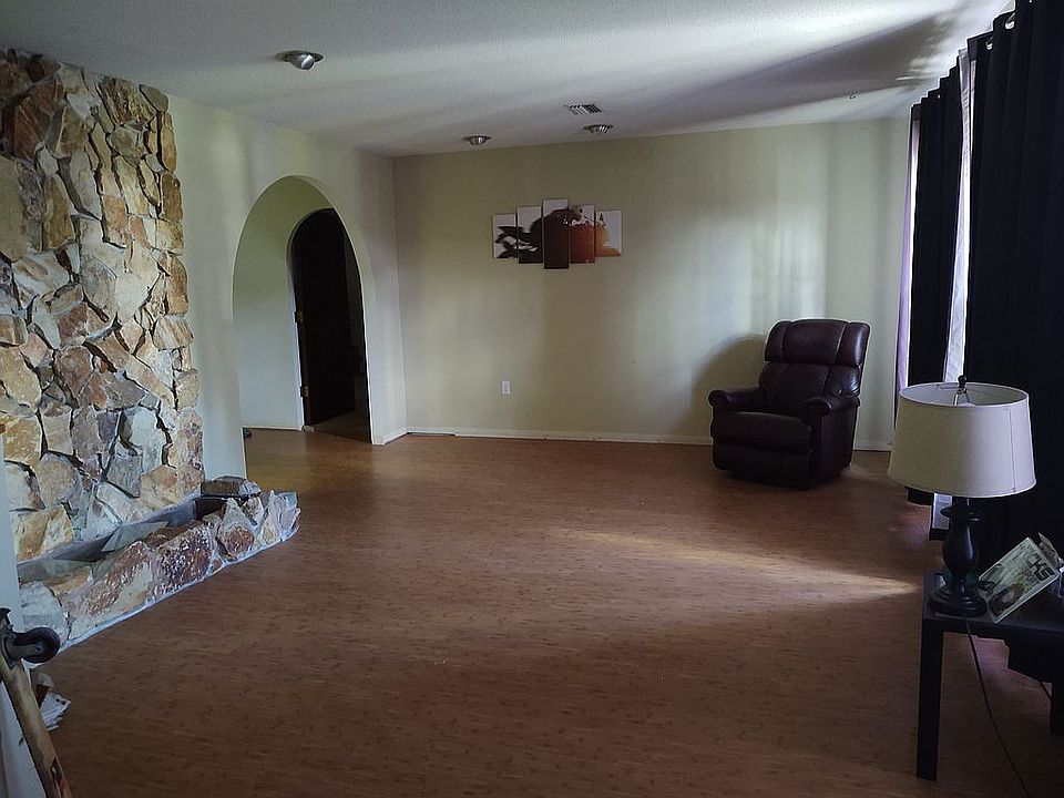 1st image of 4803 Lake Haven Blvd