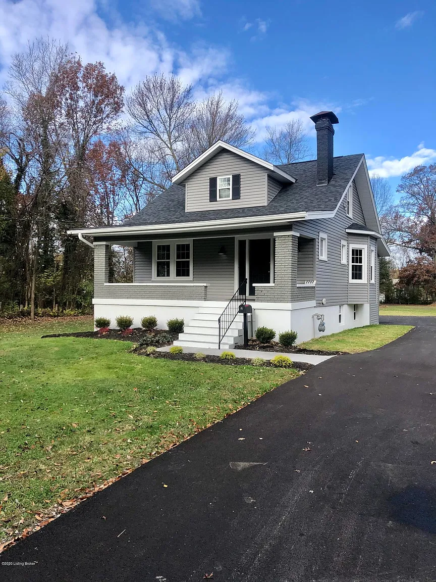 7717 New La Grange Rd photo 1