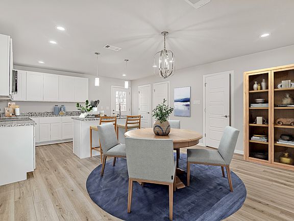 4th image of 6146 Brocks Ln