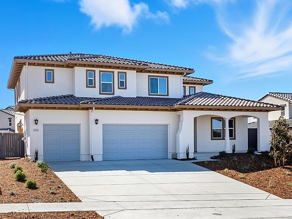 2nd image of 4533 Dewey Oak Dr