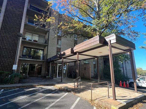 511 1st St N APT 203