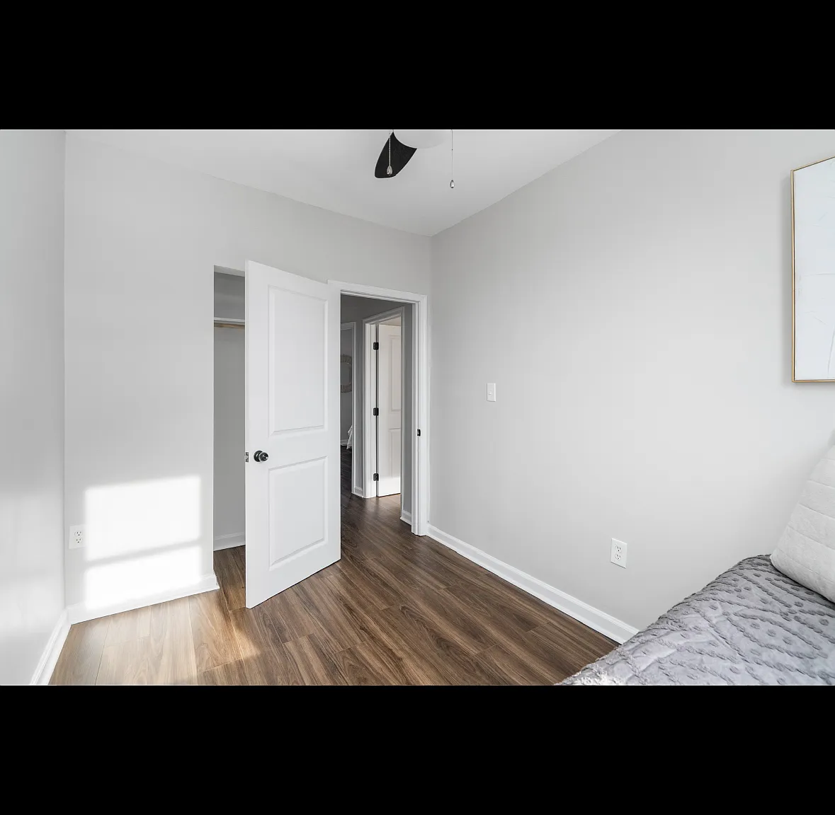 1415 Carswell Street - 1 — Photo 4