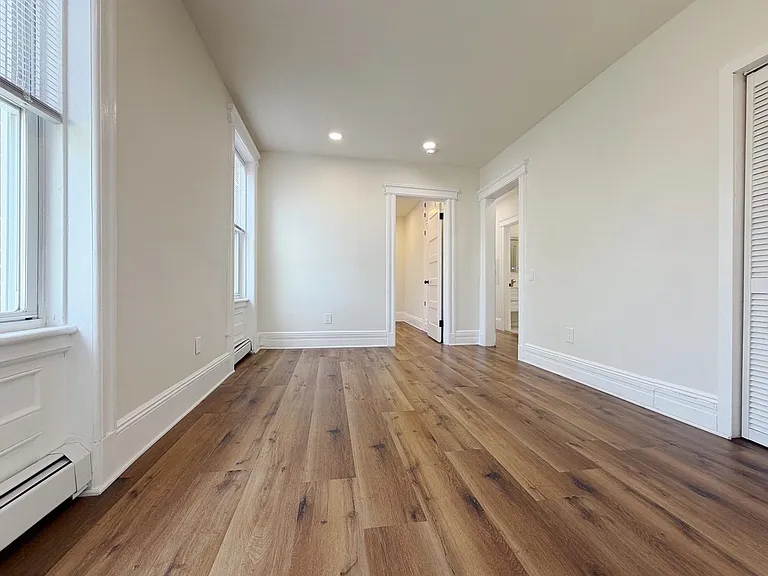1918 Kerrigan Ave — Photo 14