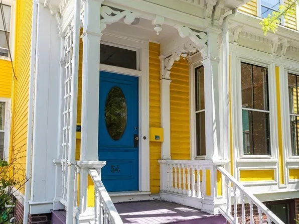 54 Antrim St, Cambridge, MA 02139