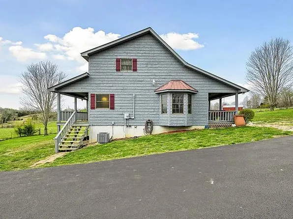 1393 Jones Chapel Rd, Byrdstown, TN 38549