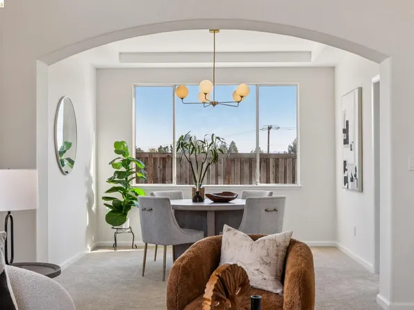 2004 Fries Ct, Martinez, CA 94553